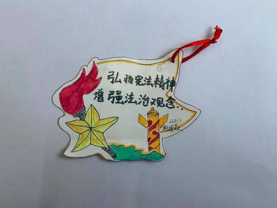 空袭敌营